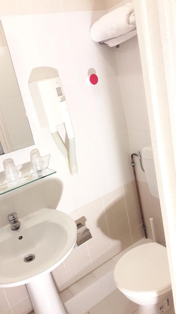 Hotel Margot Париж Екстериор снимка