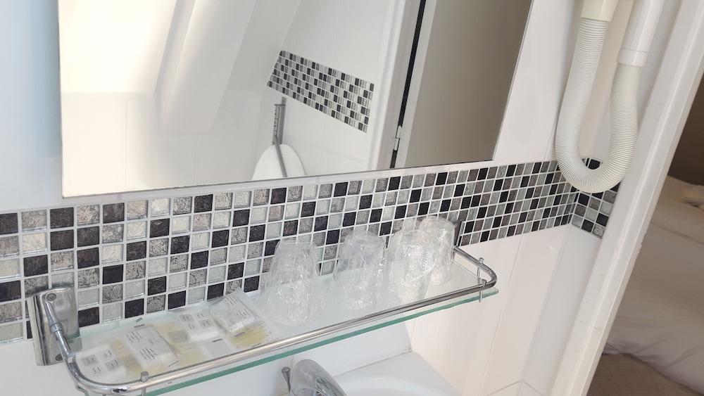 Hotel Margot Париж Екстериор снимка
